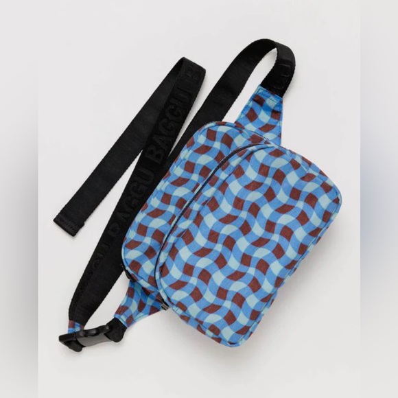Baggu Wavy Gingham Blue Fanny Pack New - Picture 3 of 10
